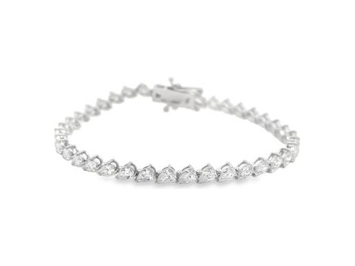 18K White Gold Tennis Bracelet with All Natural Pear-Shaped Diamonds